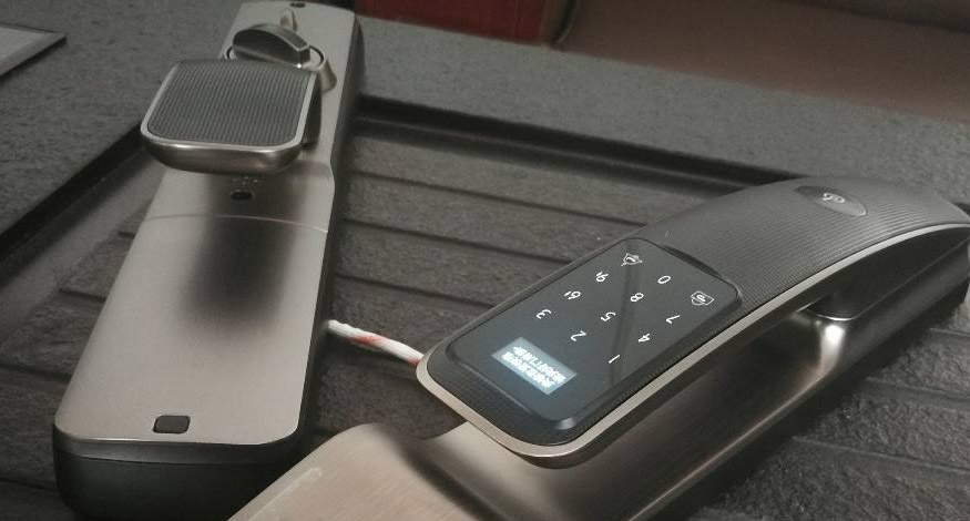 生物特征识别锁